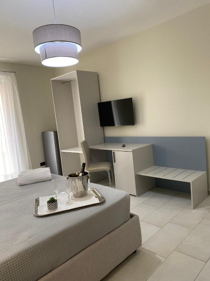 Scala Dei Turchi Palace Suites Realmonte Exterior foto